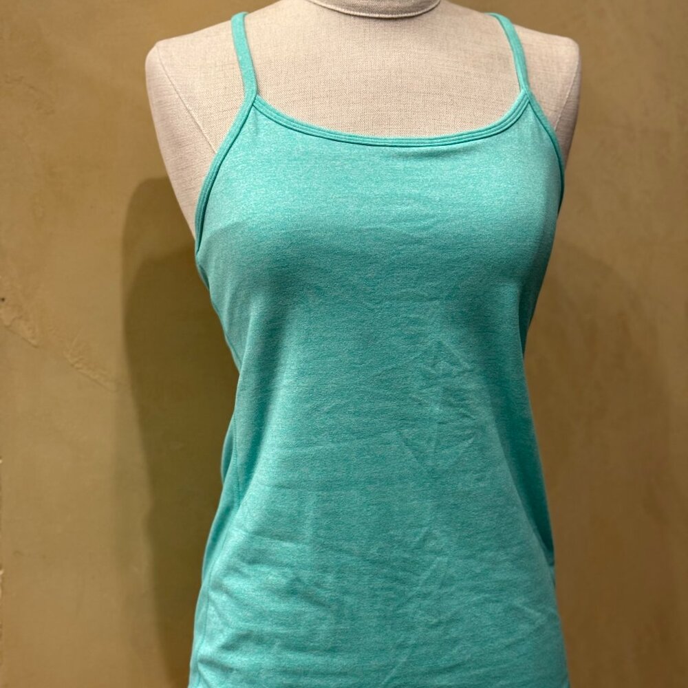 Lululemon Turquoise Tank Top with Built in Sports Bra, Size 6